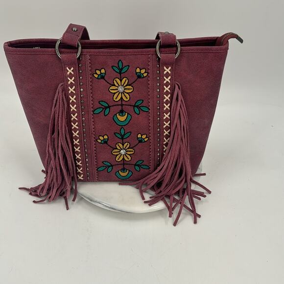 NWOT Wrangler Concealed Carry Embroidered Floral Fringe Handbag - Picture 3 of 9